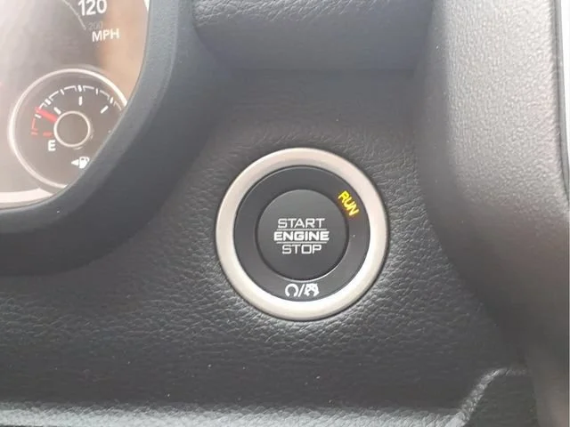 Used 2026  Ram Laramie image 12
