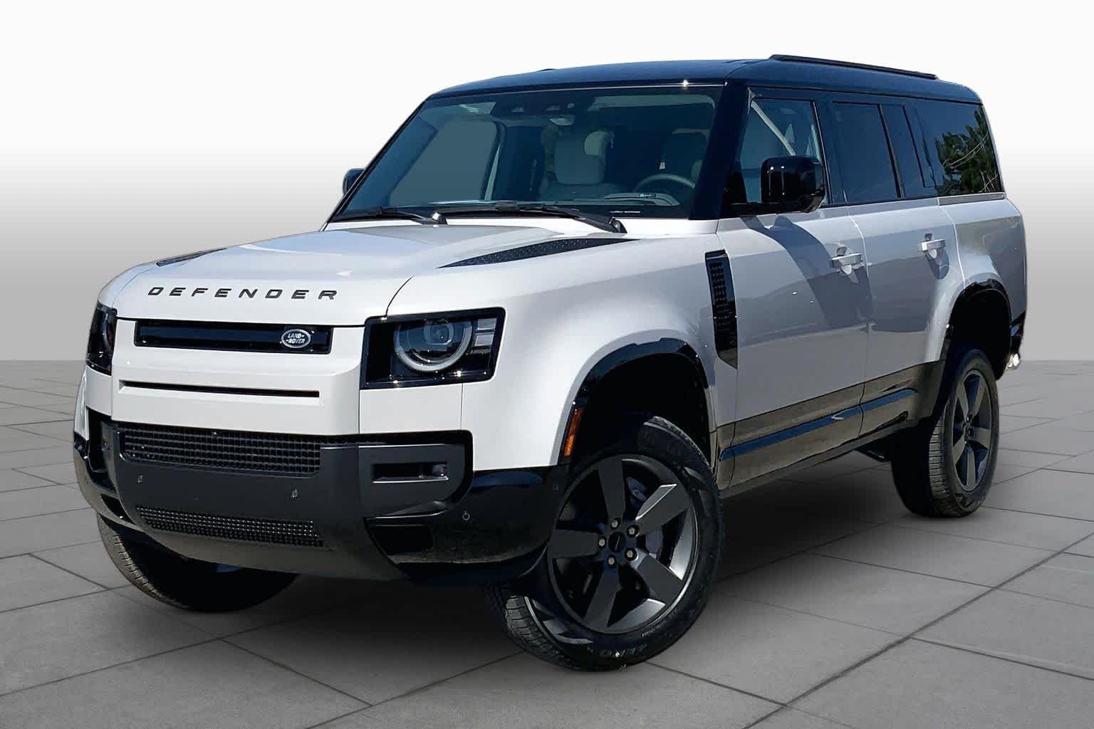 2026 Land Rover Defender 130 X-Dynamic SE
