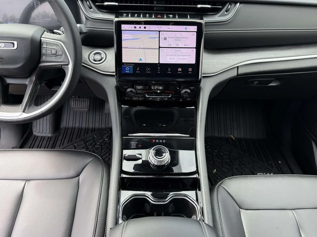 Used 2023 Black Jeep Limited image 18