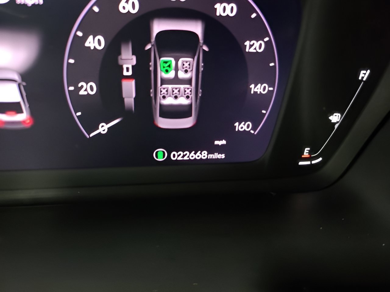 Used 2025 Meteorite Gray Metallic Honda LX image 25