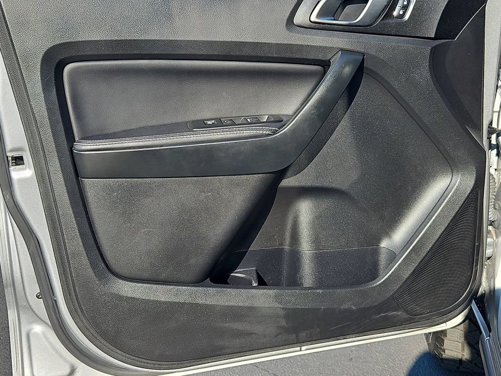 Used 2021 Silver Metallic Ford Lariat image 10