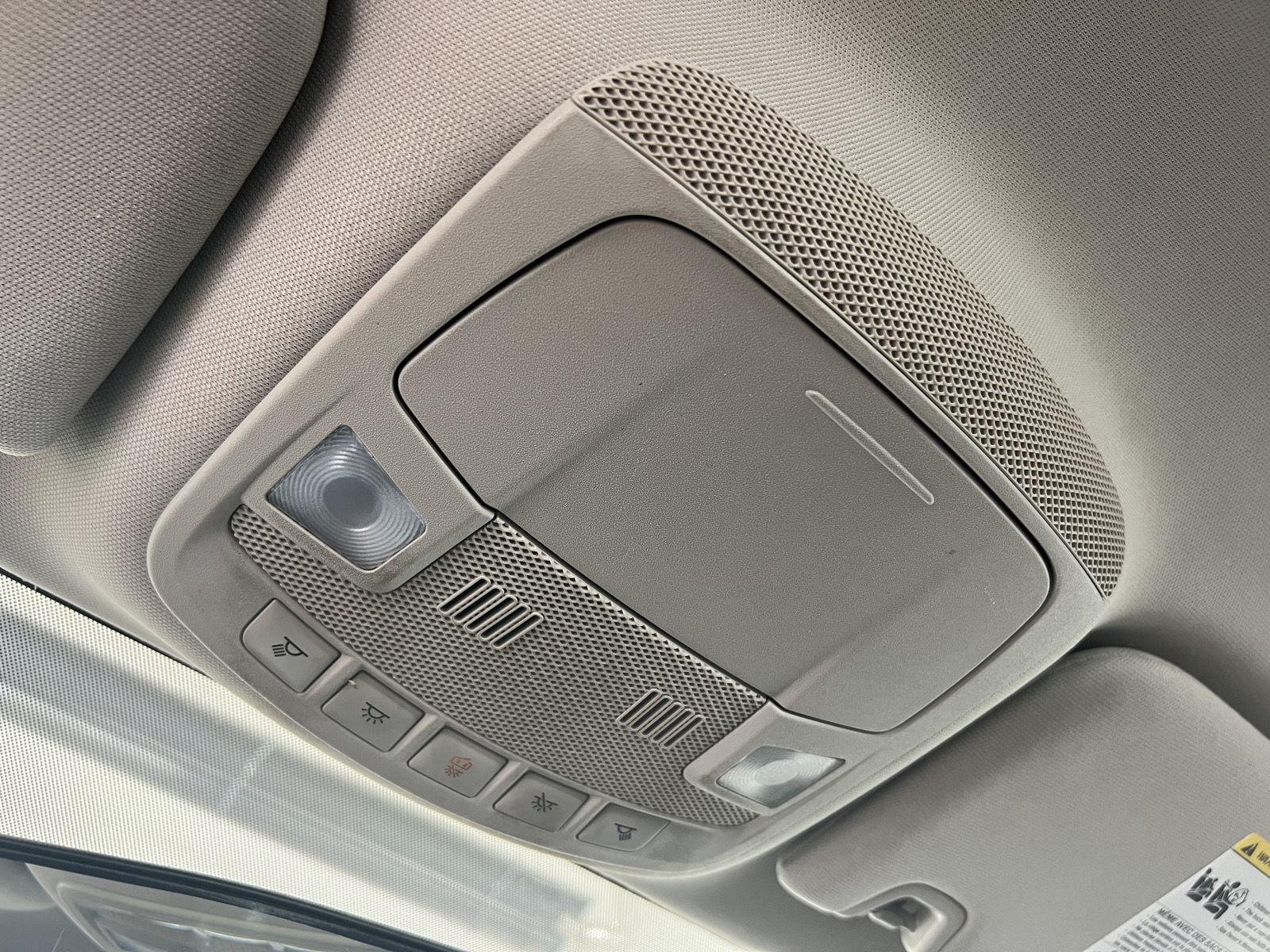 Used 2017 Magnetic Ford SE image 20