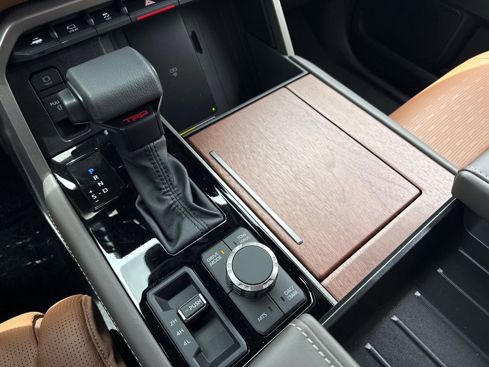 New 2026 Wind Chill Pearl <sup>1</sup> Toyota  1794 Edition image 25