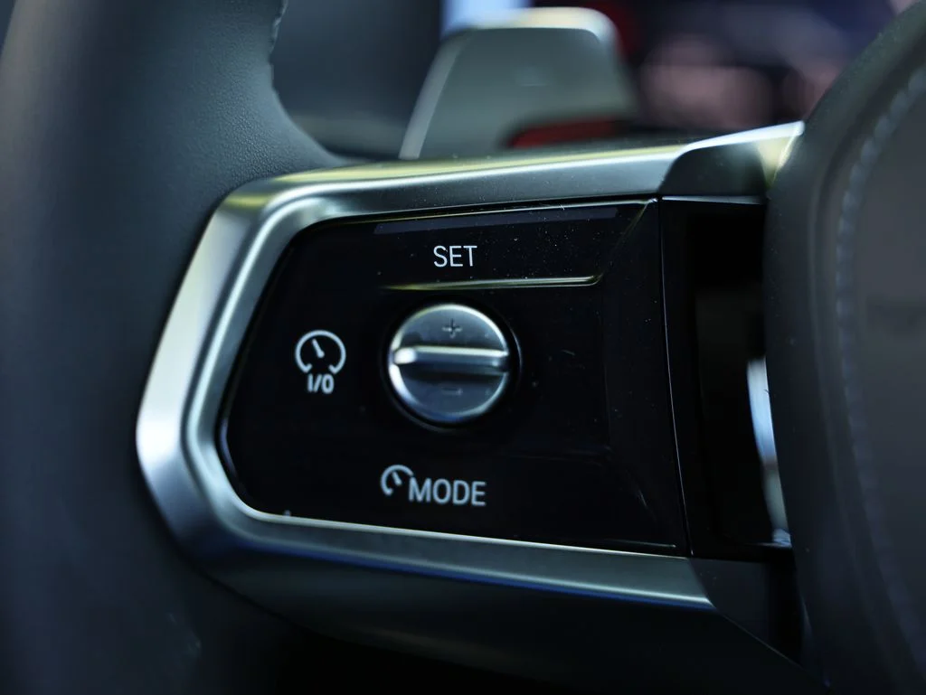 New 2026 Black Sapphire Metallic BMW 760i xDrive image 36