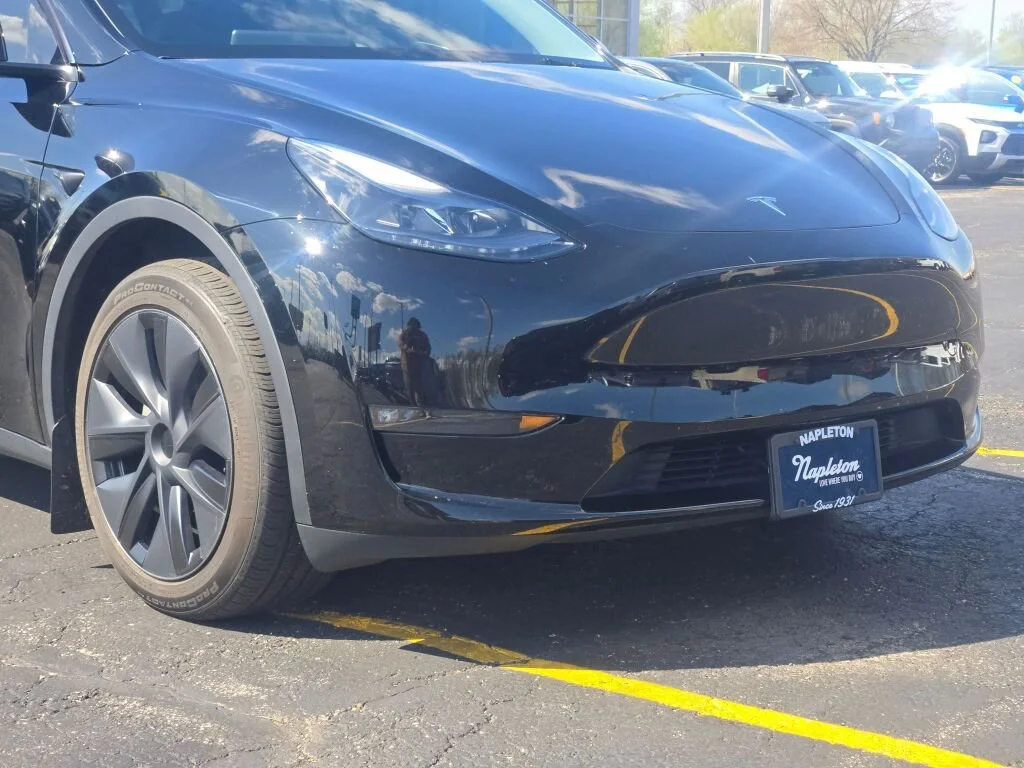 Used 2024 Tesla Model Y Long Range with VIN 7SAYGDEEXRF129391 for sale in Palatine, IL