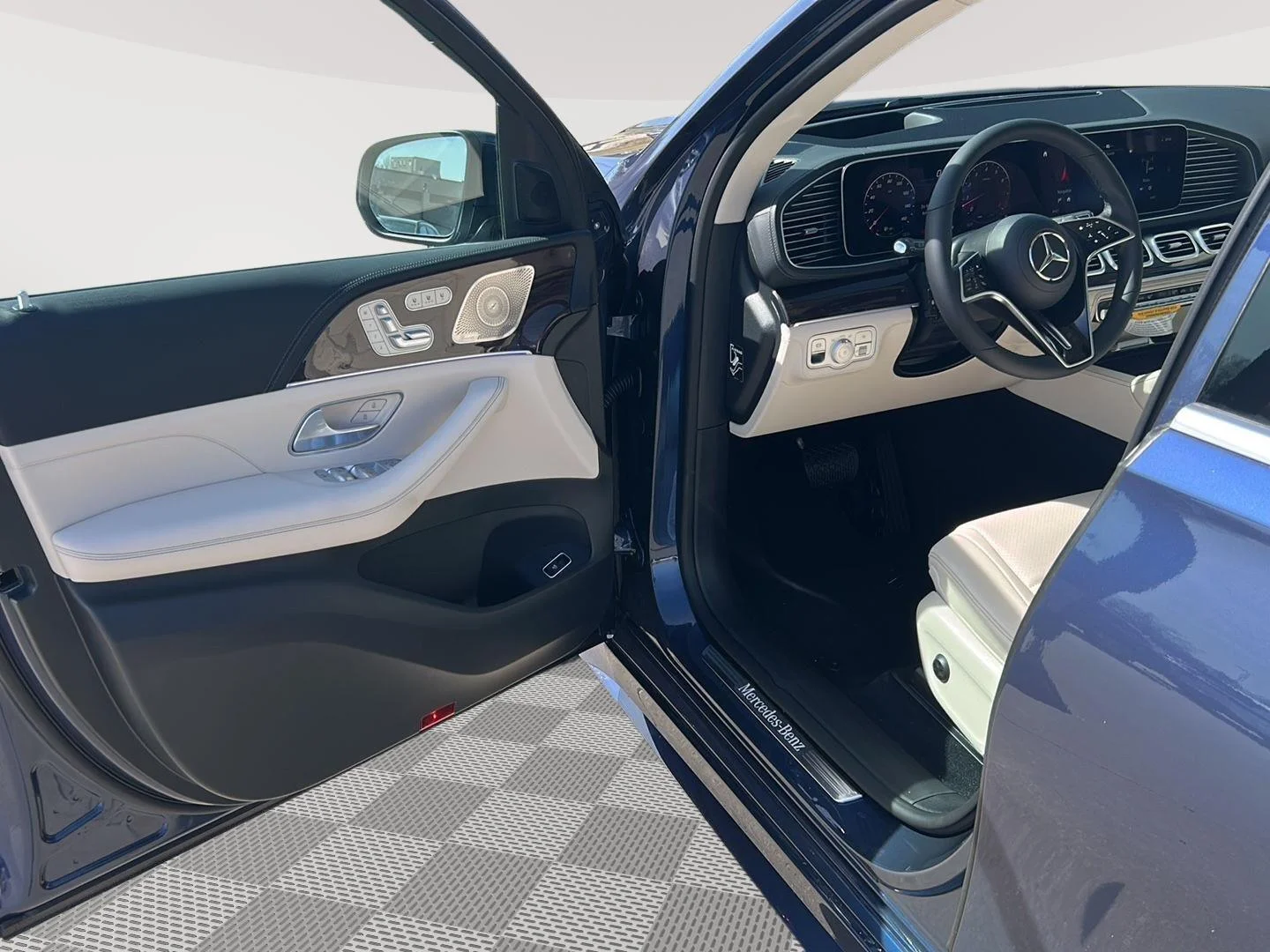 New 2026 Twilight Blue Metallic Mercedes-Benz GLE 350 image 11