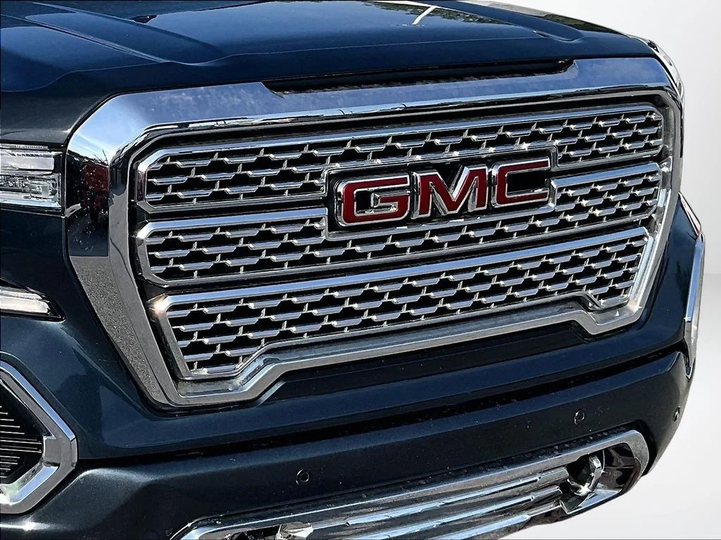 Used 2020 Blue GMC Denali image 30
