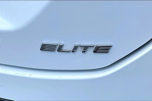 Used 2023 White Honda Elite image 22