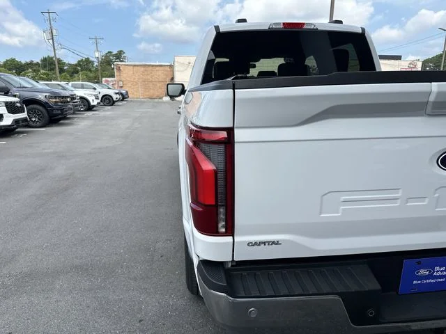 Used 2025 White Ford Lariat image 25