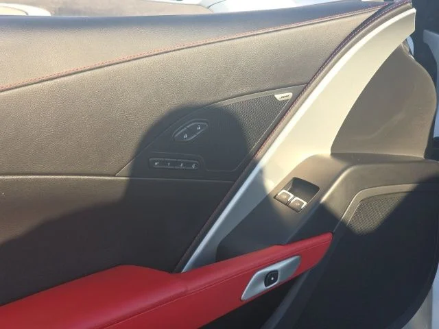 Used 2014 White Chevrolet Z51 image 17