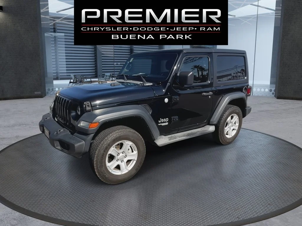Used 2020 Black Jeep Sport S image 4