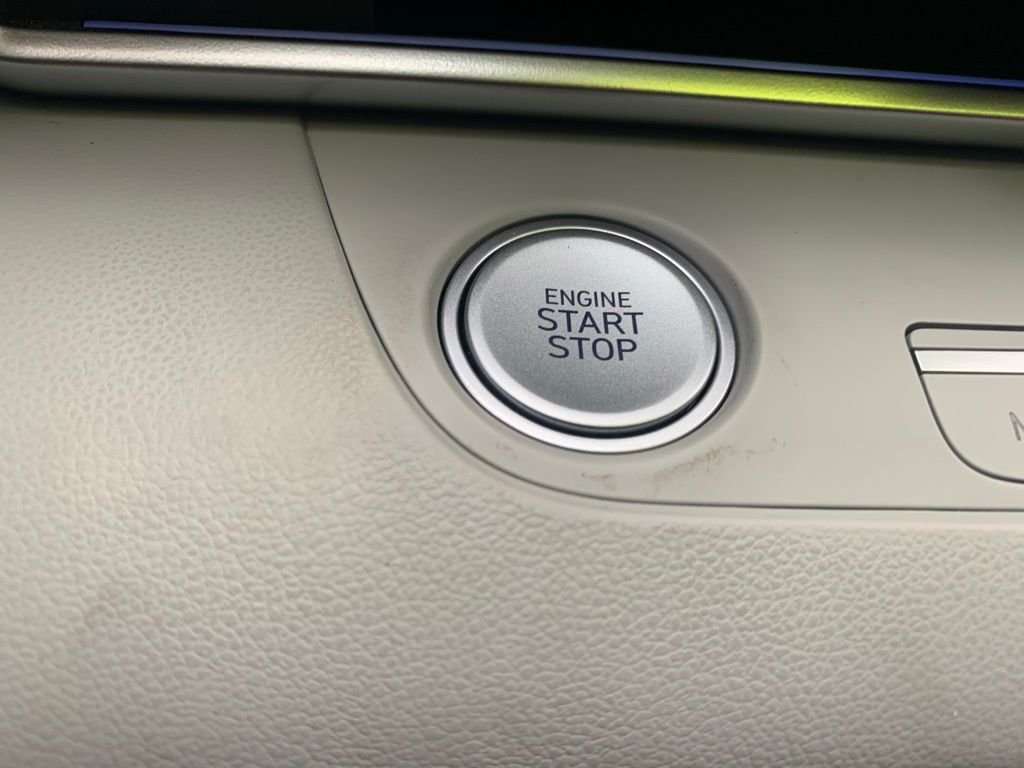 2024 Hyundai Elantra Limited - Photo 20