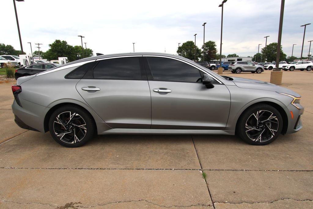 Used 2025 Gray Kia GT-Line image 4