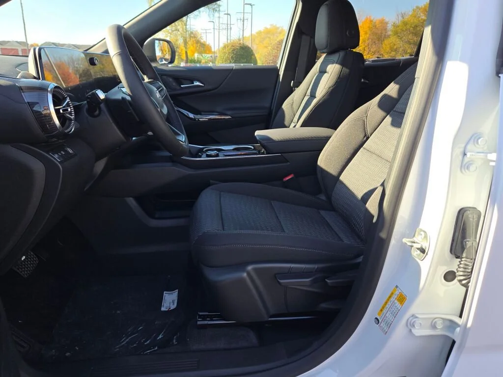 2026 Chevrolet Equinox LT - Photo 22