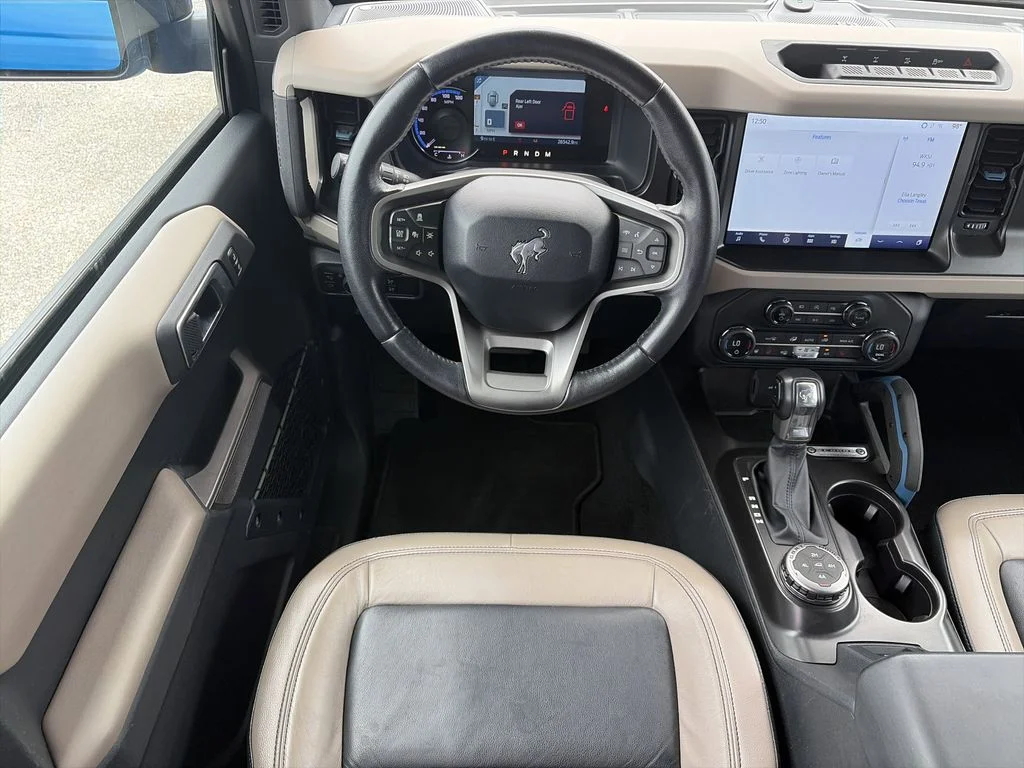 Used 2021 Blue Ford Wildtrak image 14