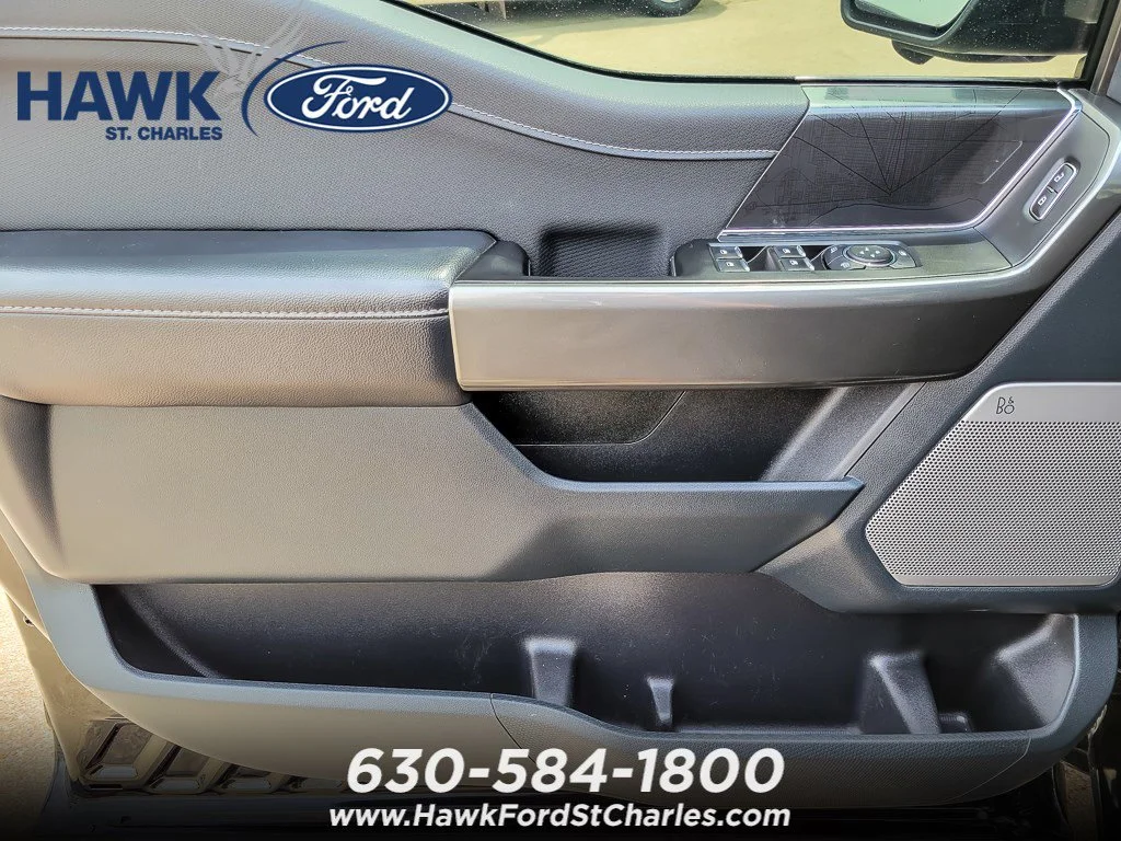 Used 2023 Black Metallic Ford XLT image 17