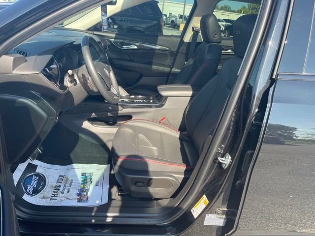 Used 2023 Black Buick Essence image 29