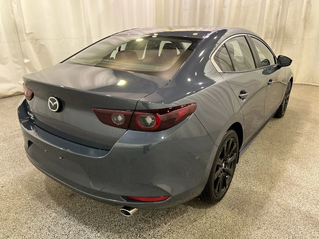2026 Mazda Mazda3 Carbon Edition - Photo 8
