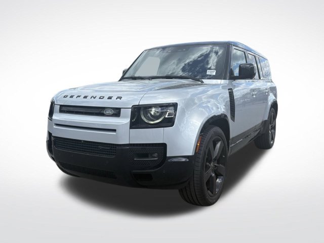 Certified Used 2023 Silver Land Rover X-Dynamic SE image 3