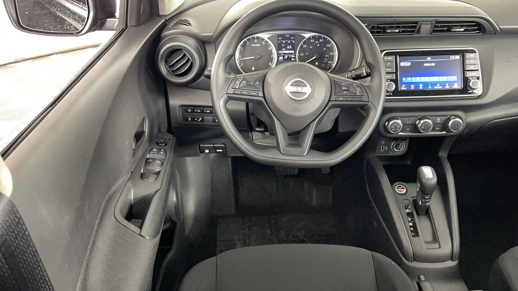 2025 Nissan KICKS PLAY Base - Photo 14