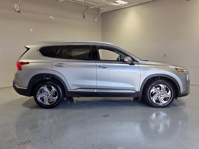 Used 2023 Silver Hyundai SEL image 12