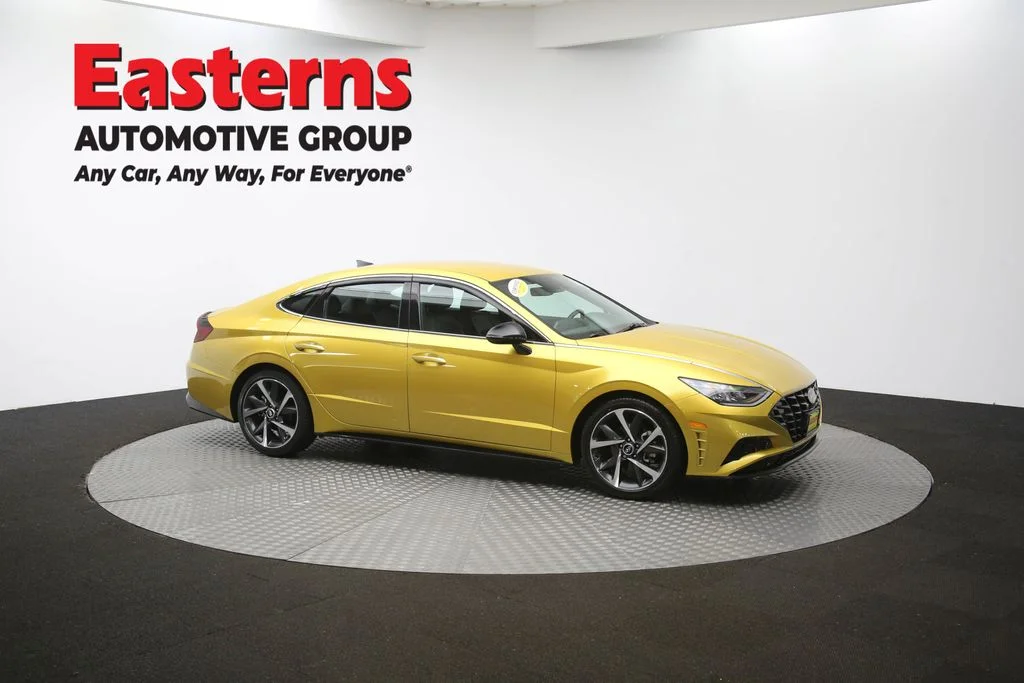 Used 2021 Yellow Hyundai SEL Plus image 46