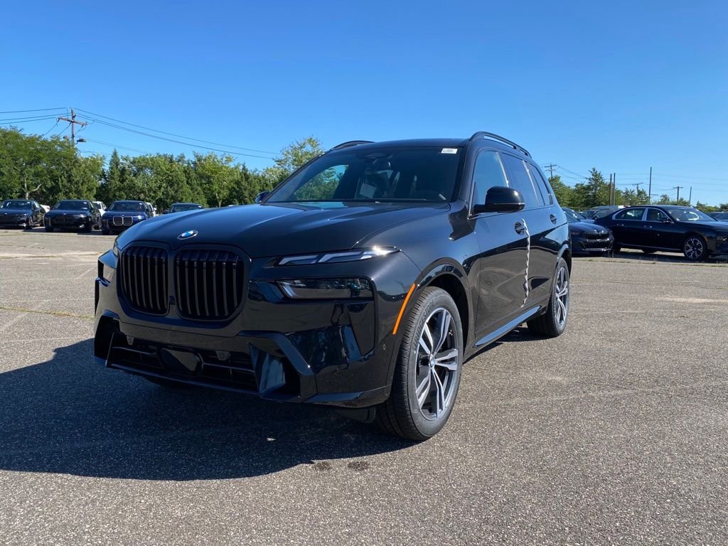 2027 BMW X7