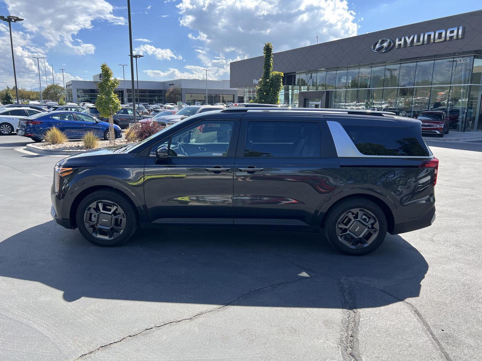 2026 Kia Carnival EX - Photo 22