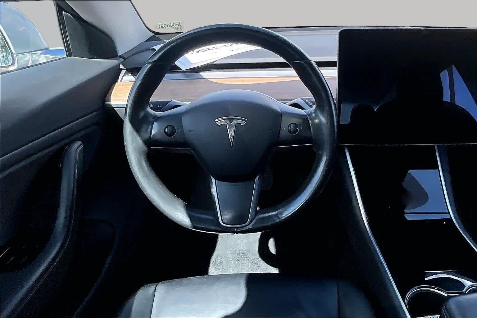 Used 2018 Midnight Silver Metallic Tesla Long Range Battery image 5