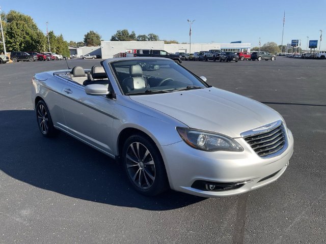 Used 2012 Chrysler 200 S with VIN 1C3BCBGG2CN162271 for sale in Corydon, IN