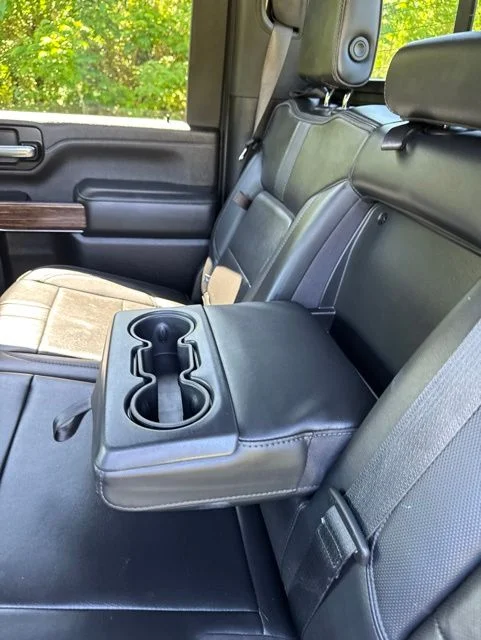 Used 2022 Black Chevrolet High Country image 27