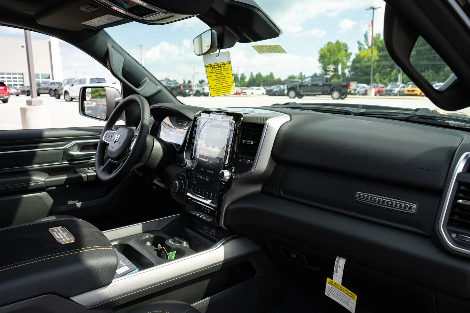 New 2026 Diamond Black Crystal Pearl-Coat Exterior Paint RAM Big Horn with DC 650 Supercharged Package image 47
