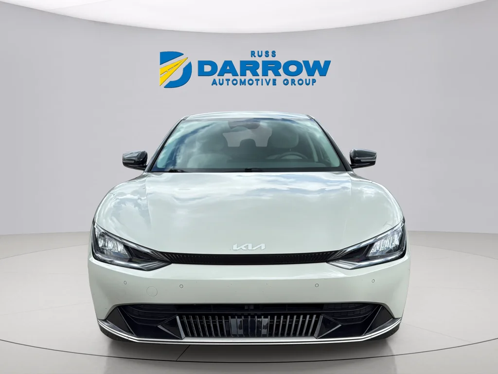 Certified Used 2023 White Kia Wind image 8