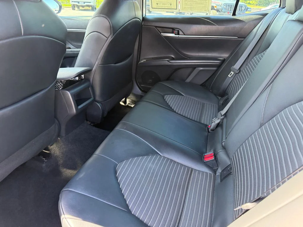 Used 2024 White Toyota SE image 19