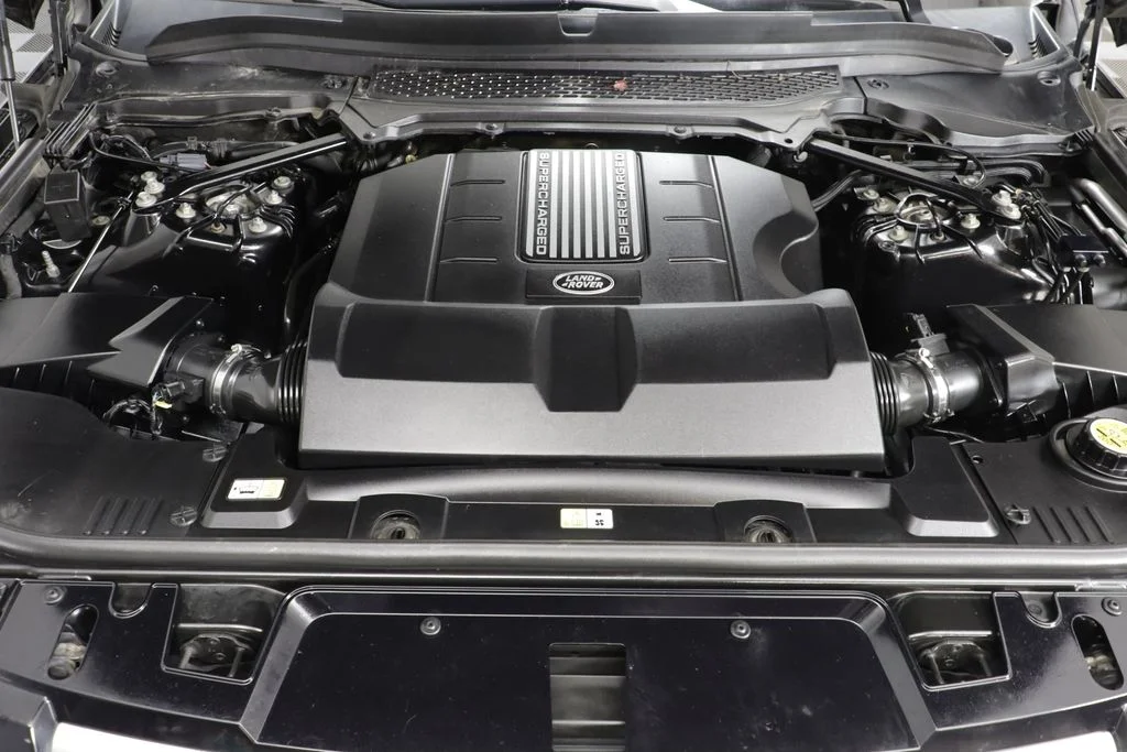 Used 2016 Santorini Black Land Rover 3.0L V6 Supercharged HSE image 26