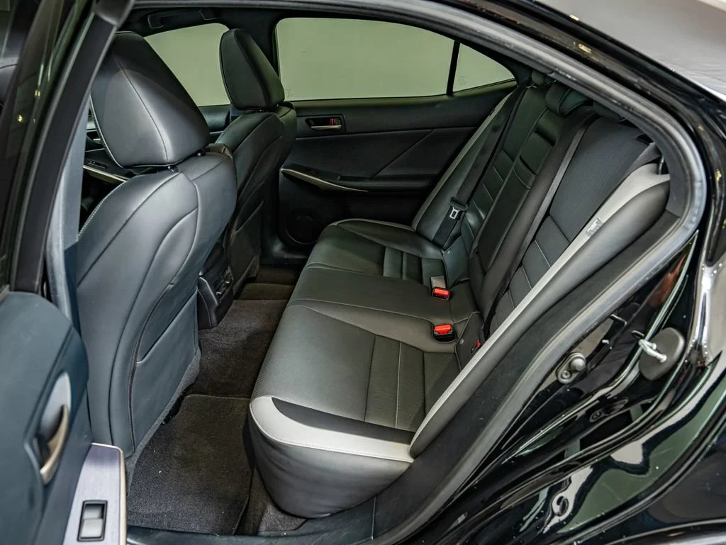 Used 2020 Obsidian Lexus 350 image 36