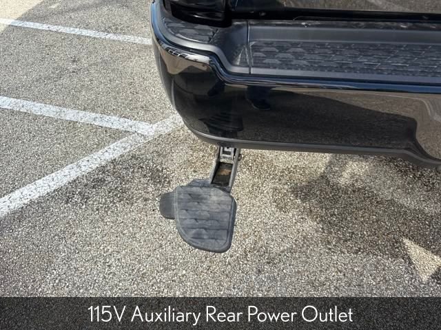 2025 RAM 2500 Laramie - Photo 17
