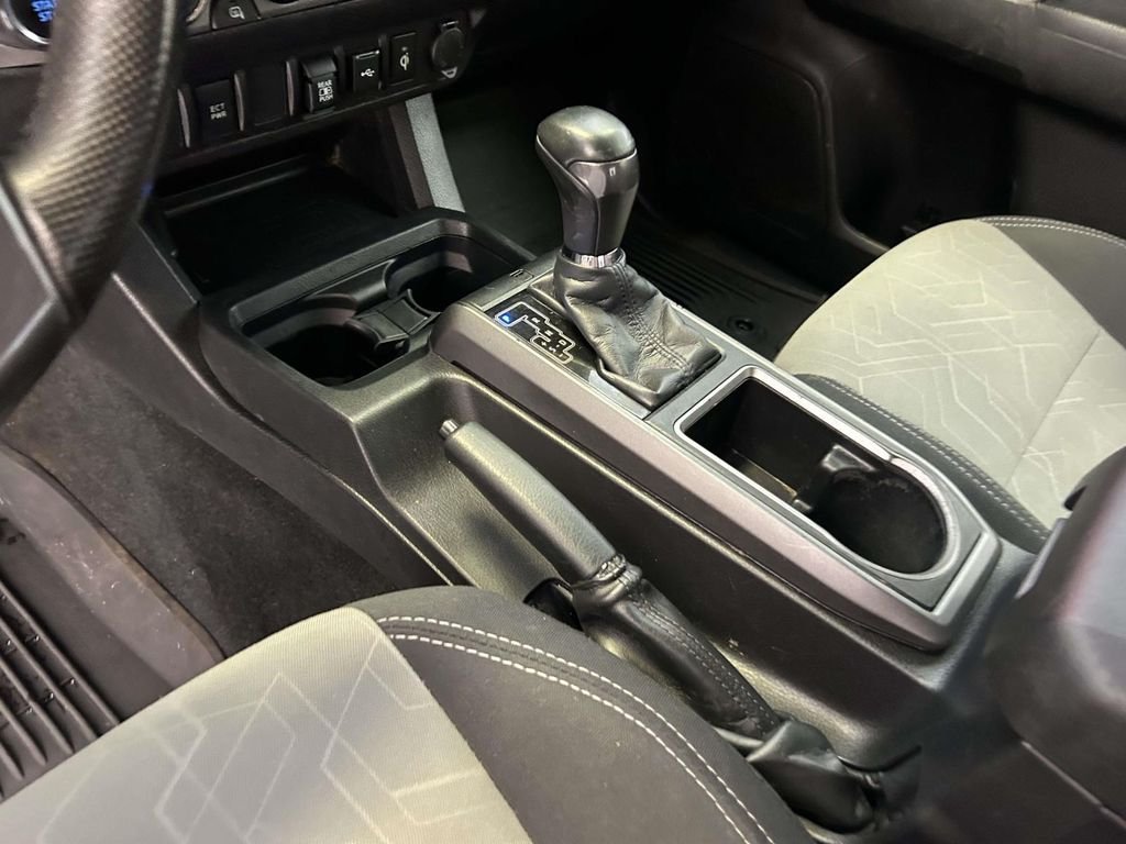 Used 2022 White Toyota TRD Off-Road image 21