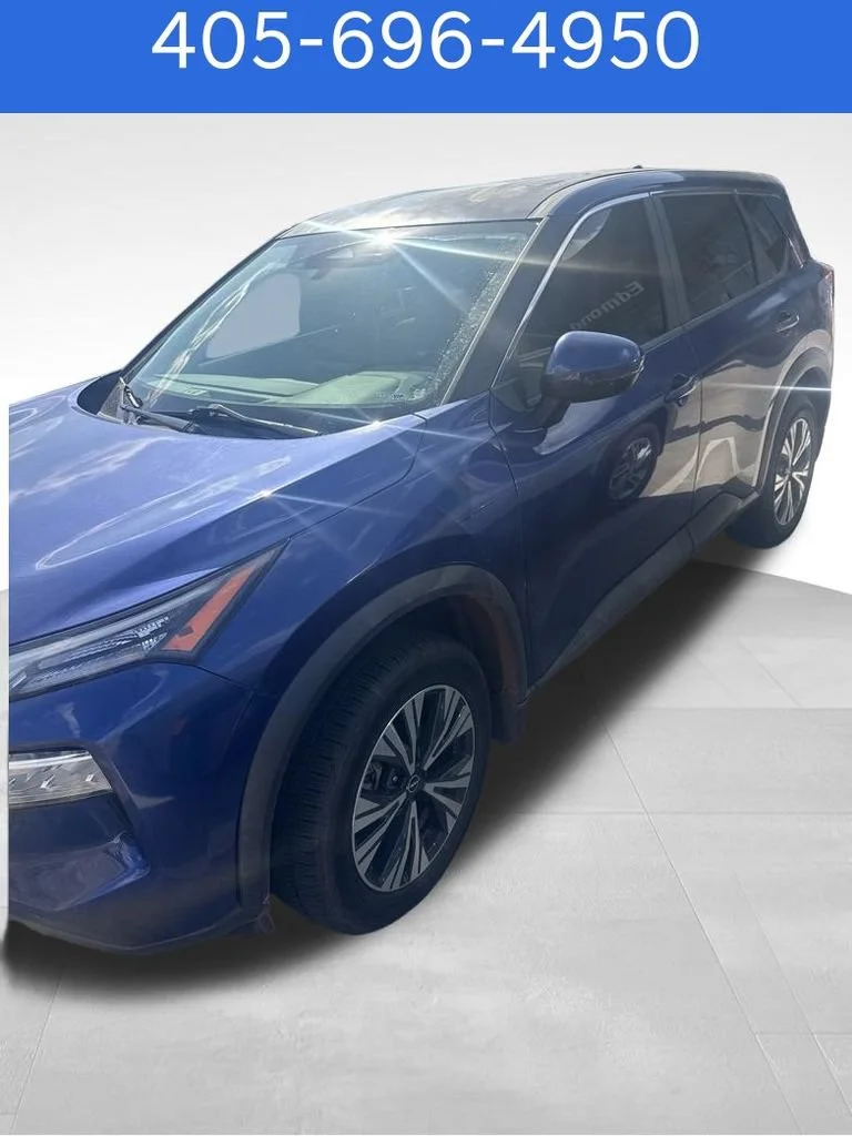 Pre-Owned 2023 Nissan Rogue SV