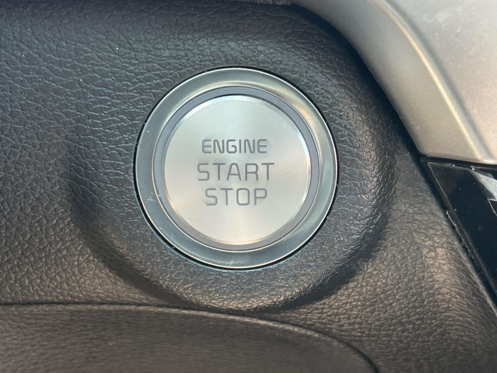 Certified Used 2025 Glacial White Pearl Kia EX image 24