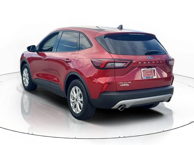 Used 2025 Red Ford Active image 7