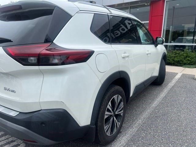 Used 2021 Pearl White Tricoat Nissan SV image 2
