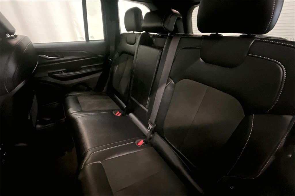 2023 JEEP GRAND CHEROKEE - Image 24