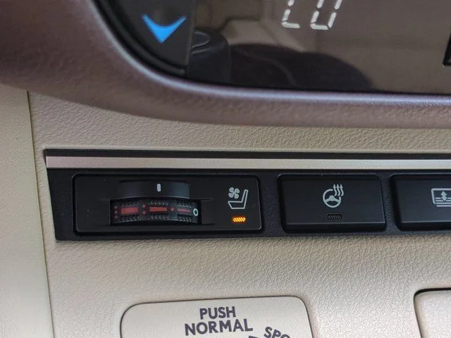 Used 2017 Red Lexus 350 image 21