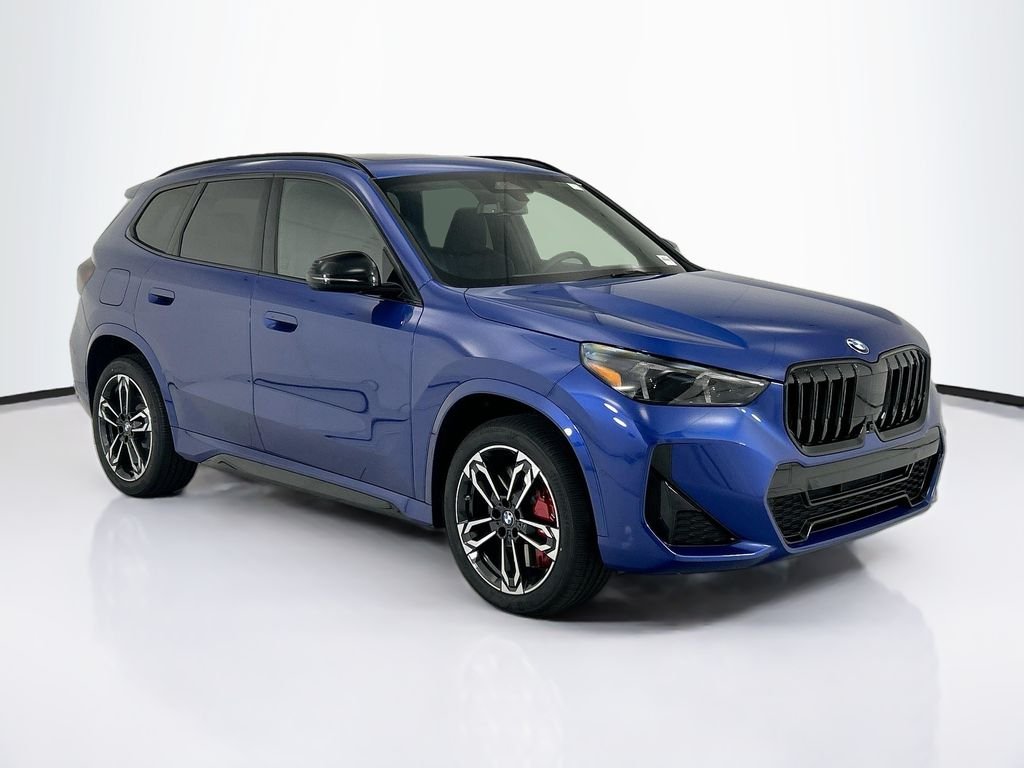 New 2026 Blue Metallic BMW xDrive28i image 3