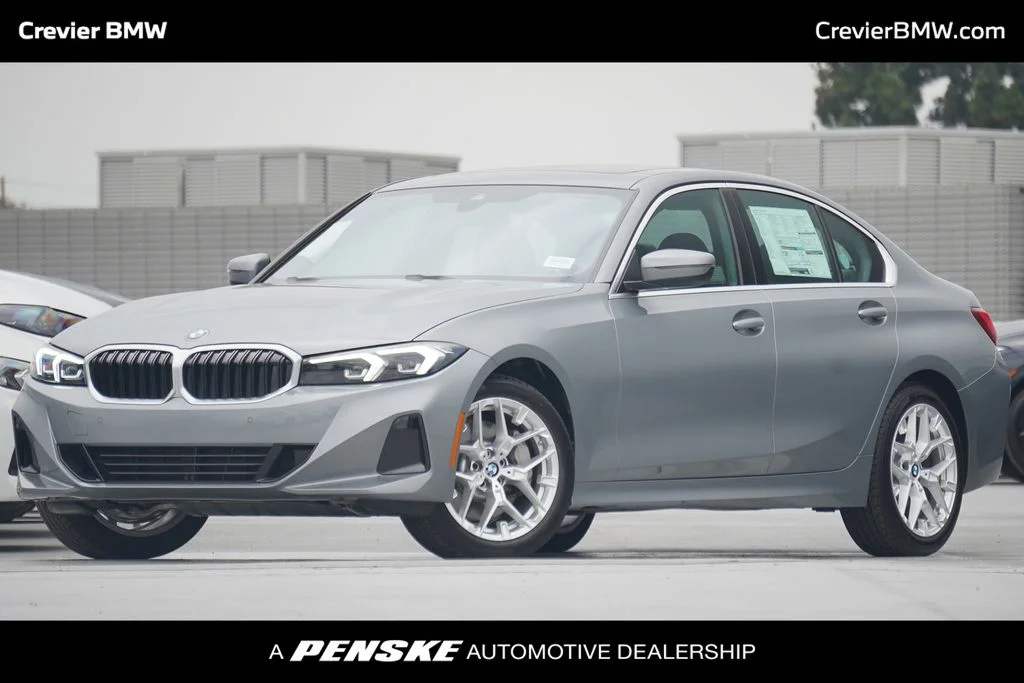 2025 BMW 3 Series 330i xDrive Sedan's photo