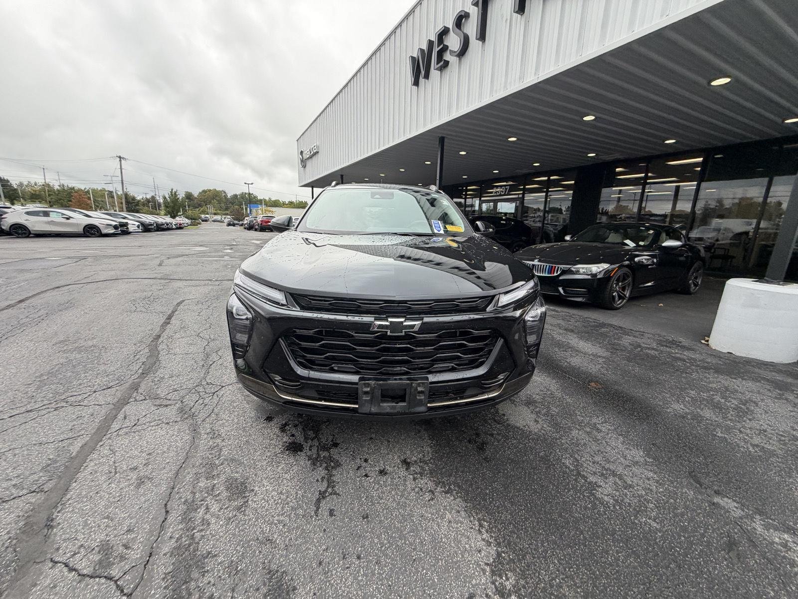 Used 2024 Mosaic Black Metallic Chevrolet ACTIV image 4