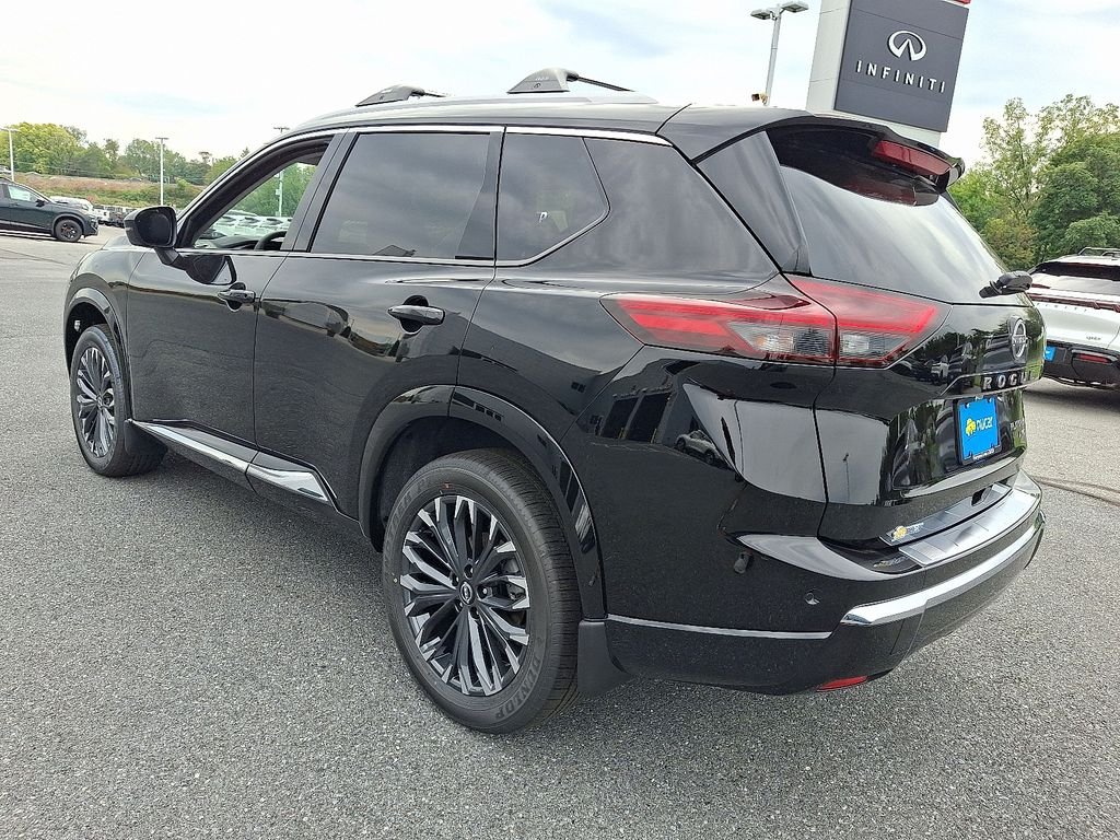 New 2026 Black Nissan Platinum image 3
