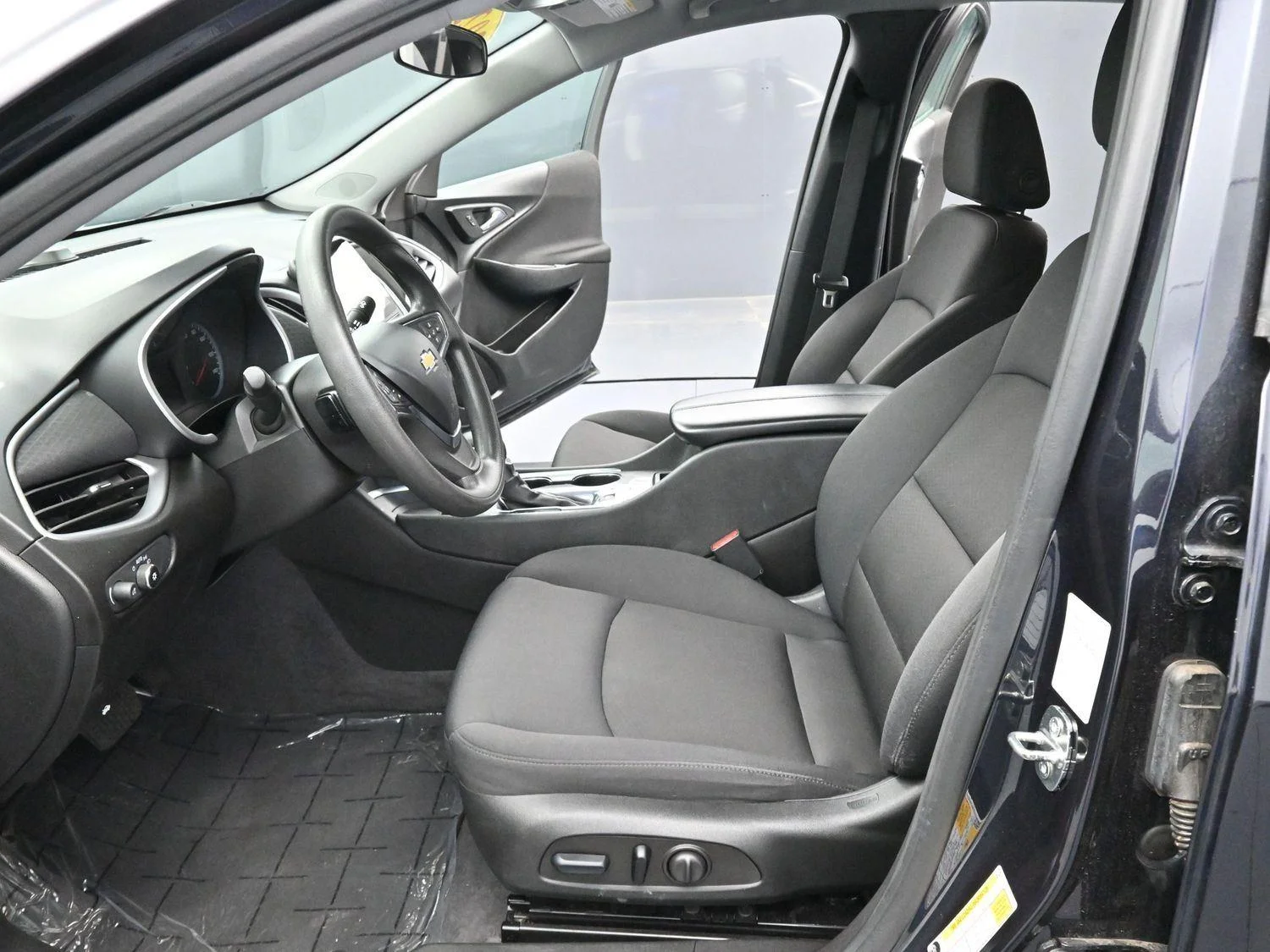 2023 Chevrolet Malibu 1LT - Photo 13