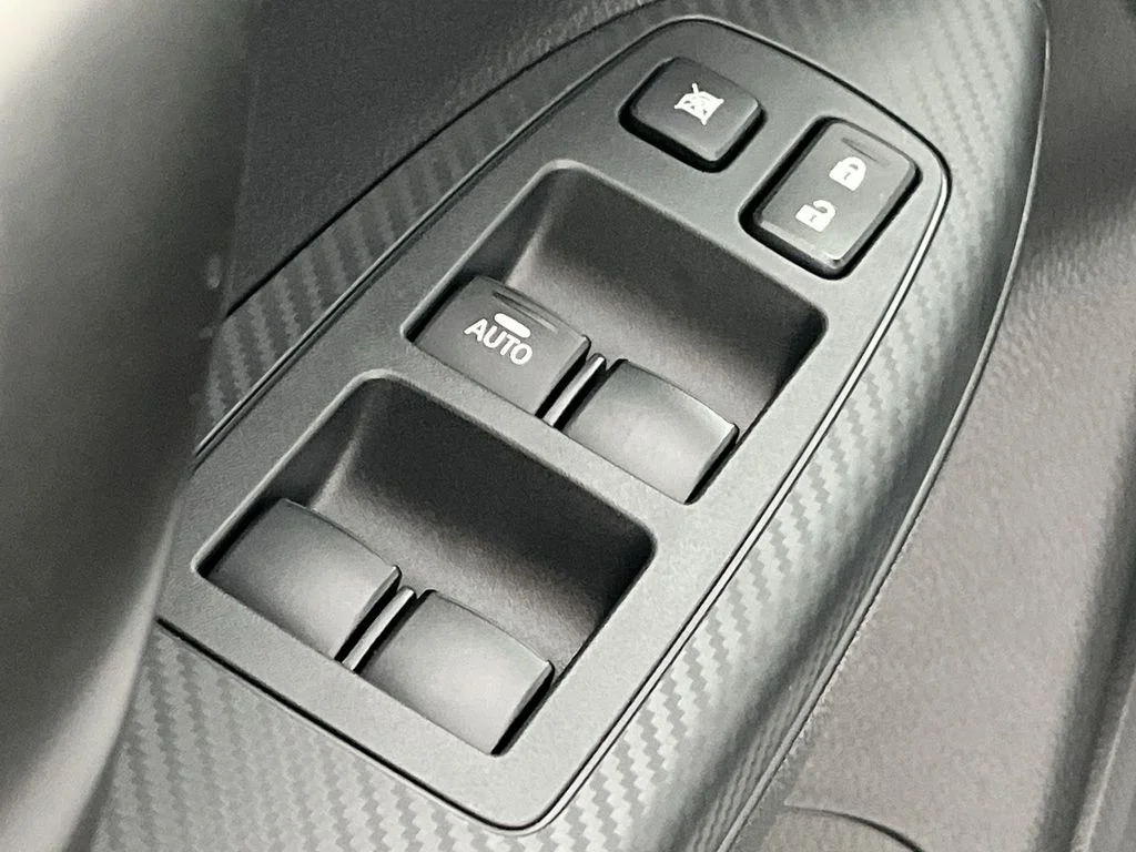 New 2025 White Mitsubishi BLACK EDITION 1.5T S-AWC image 14